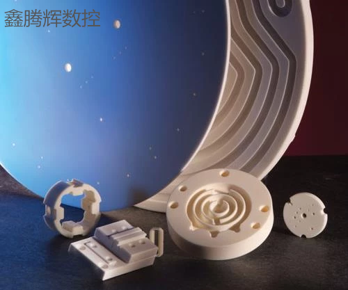 從這個樣本可以看出陶瓷加工的陶瓷工件的多樣性和復雜性，圓盤直徑12英寸